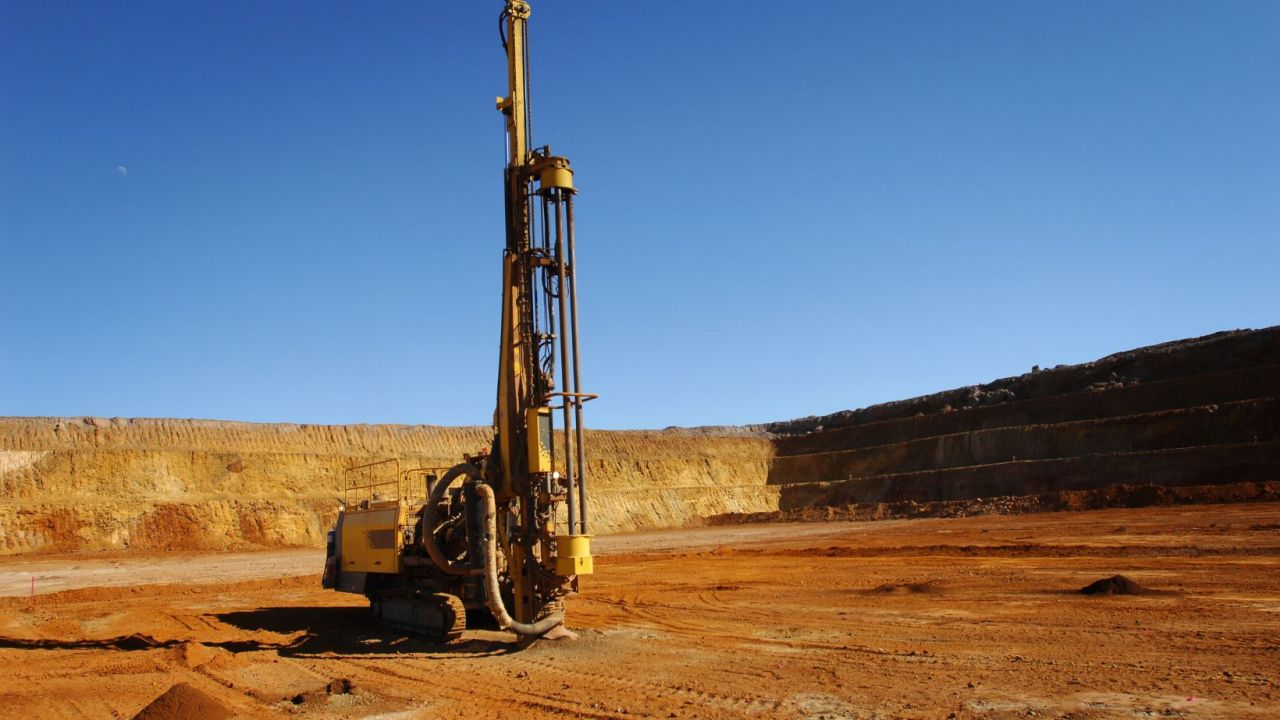 Top 8 Oil Rig Tools and Equipment Used in Oil Drilling Process